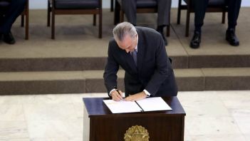 Presidente Michel Temer durante a assinatura do projeto Crescer sem Medo (Foto: Charles Damasceno)