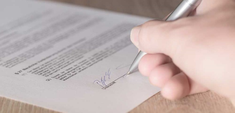 Reconhecimento de firma e autenticação de documentos não serão mais necessários na Receita