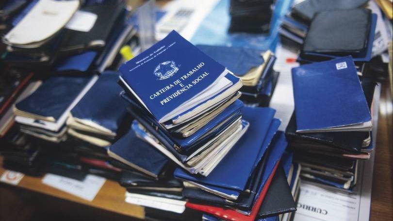 Desemprego motiva abertura de novas empresas no Brasil
