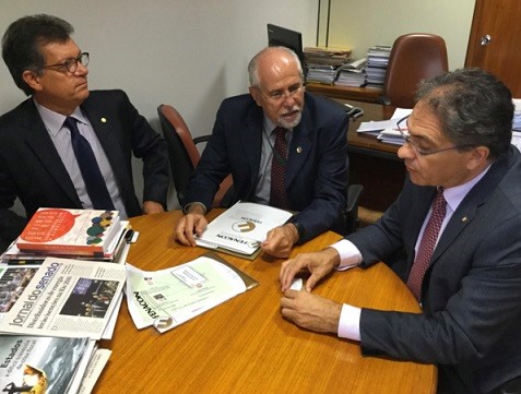 Fenacon se reúne com os deputados Laércio Oliveira e Carlos Zarattini para a aprovação da MP 701